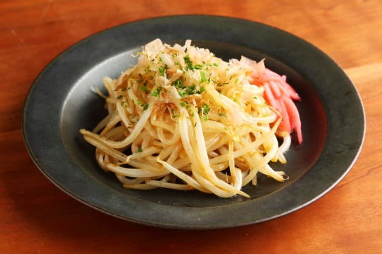 ゴマ油とニンニク香る！無限モヤシラー油炒め 副菜