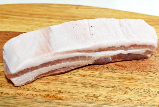 スウェーデンの塩漬け豚肉 Rimmat Fläsk北欧のおやつとごはん