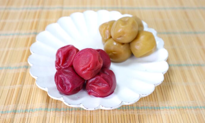 初夏の梅仕事。ジップロックで作る、自家製干さない梅干しMayue Style