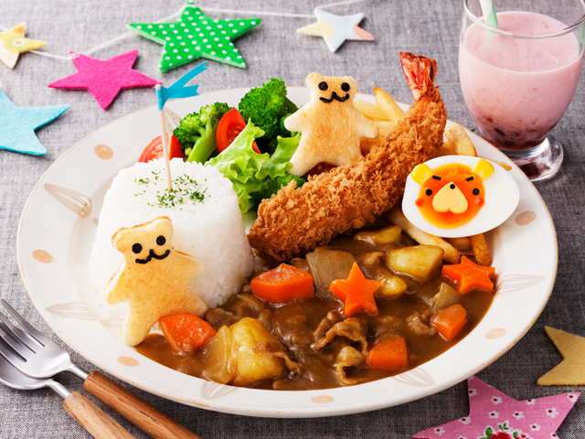 セリアの器で「Spooky Halloween お子様ランチ」。ワンプレートがいいね