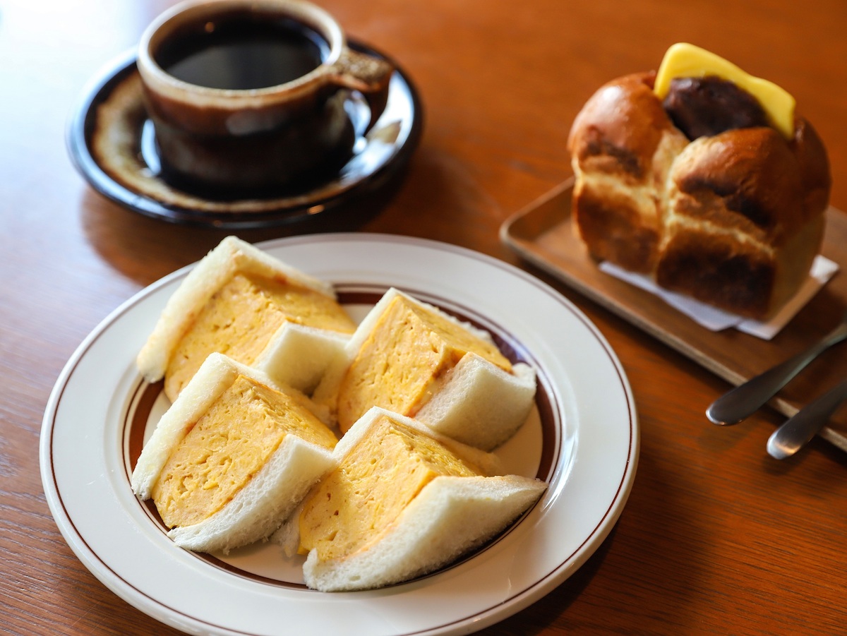 卵６つ分、厚さ５cm！大阪「タロコーヒー」で、ほわほわ厚焼きたまごサンドはいかがですか？ことりっぷ