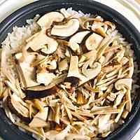 レシピ動画 松茸ごはん, 秋の味覚の最高峰「松茸」を使った、香り高く上品な松茸ご飯のレシピをご紹介します。,ルクルーゼルクルーゼのある食卓お鍋でご飯ココットエブリィ秋の味ふっくら美味しいお米ご飯を炊くおかず炊飯クッキングラム食器cookingram手料理手料理グラムテーブルウェアレシピ万能調理器具お鍋お米