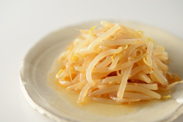 ２分チンするだけで驚くほど超旨い！『無限ピリ辛ネギもやし』ビールとラーメン止まらん♪低糖質 簡単レシピ 節約 作り置き おかず おつまみ ダイエットBean sprouts Diet recipe