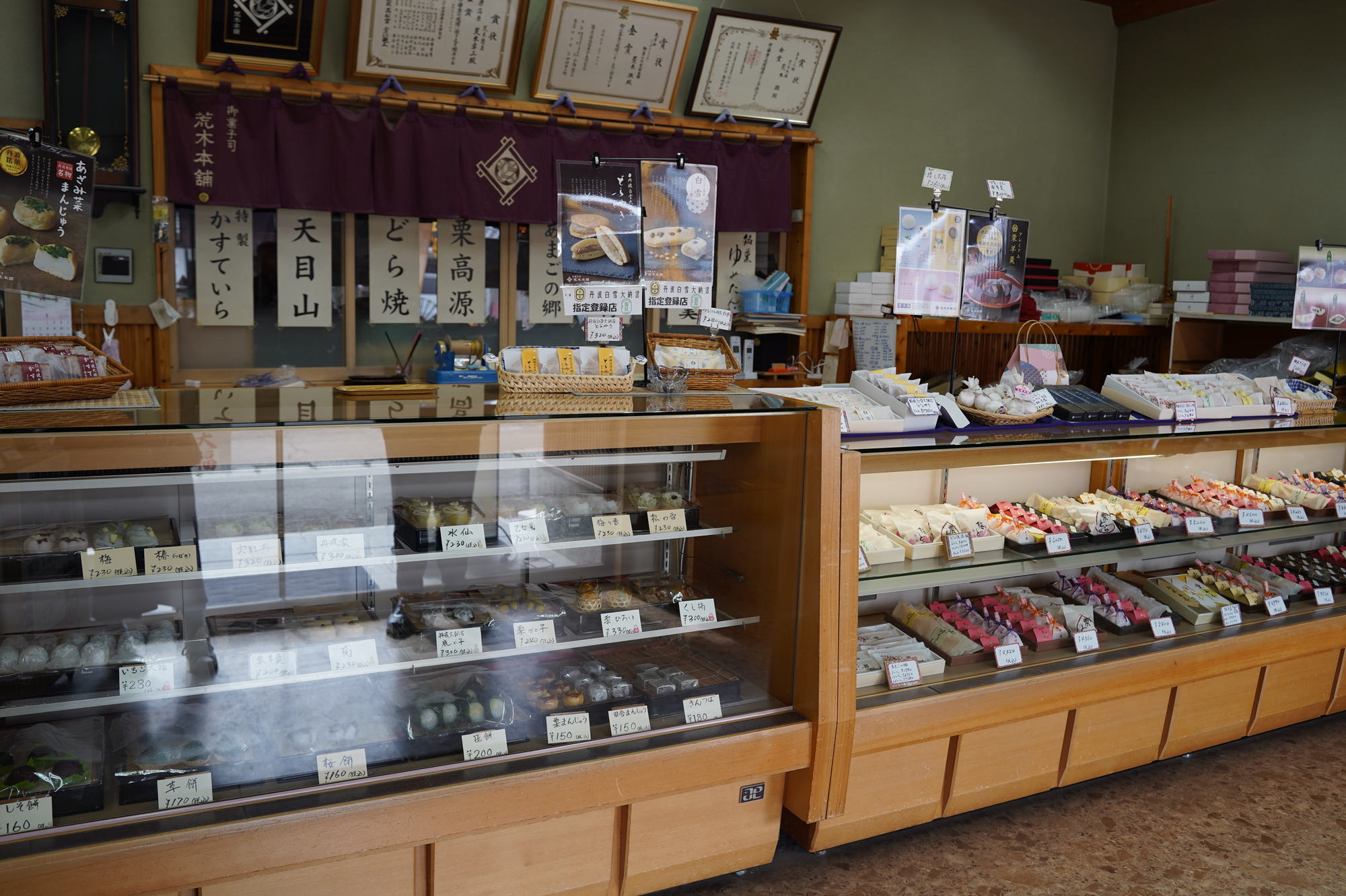 実家の掃除＆片付け 数年間開けていない？？キッチンの食器棚引き出しを整頓！ : happy-go-lucky -心地いい暮らしのコツ- Poweredby ライブドアブログ