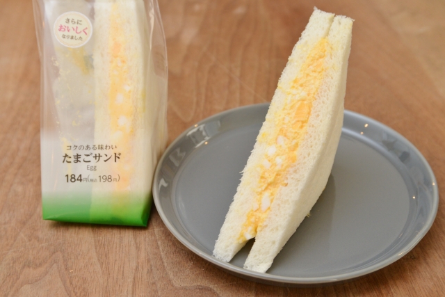 コンビニ風たまごサンド 作り方TikTok