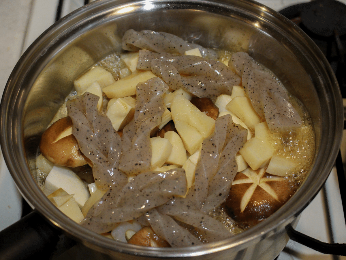 管理栄養士監修 気になる「筑前煮」のカロリーや炭水化物量とは？食べる際に押さえるべきポイントを紹介サンキュ