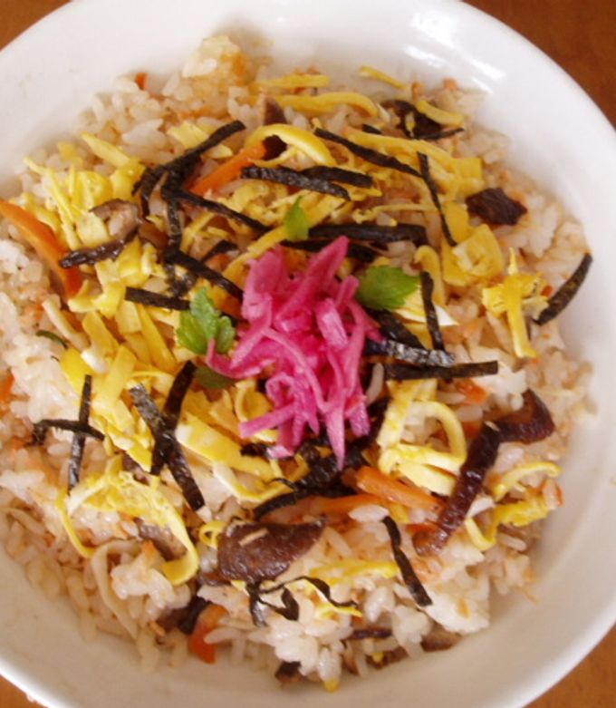 たけのこちらしずしのレシピ・作り方和食がいっぱい。ヒガシマルレシピ ヒガシマル醤油