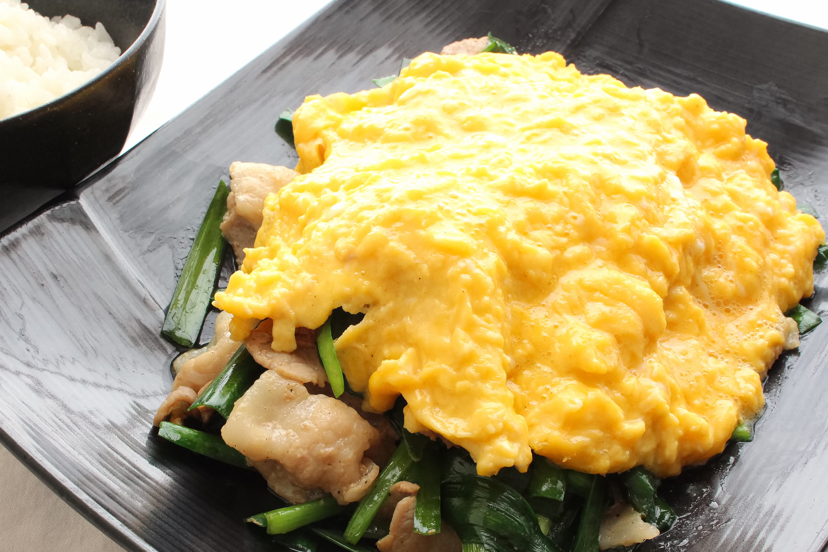 孤独のグルメのニラ玉作り方