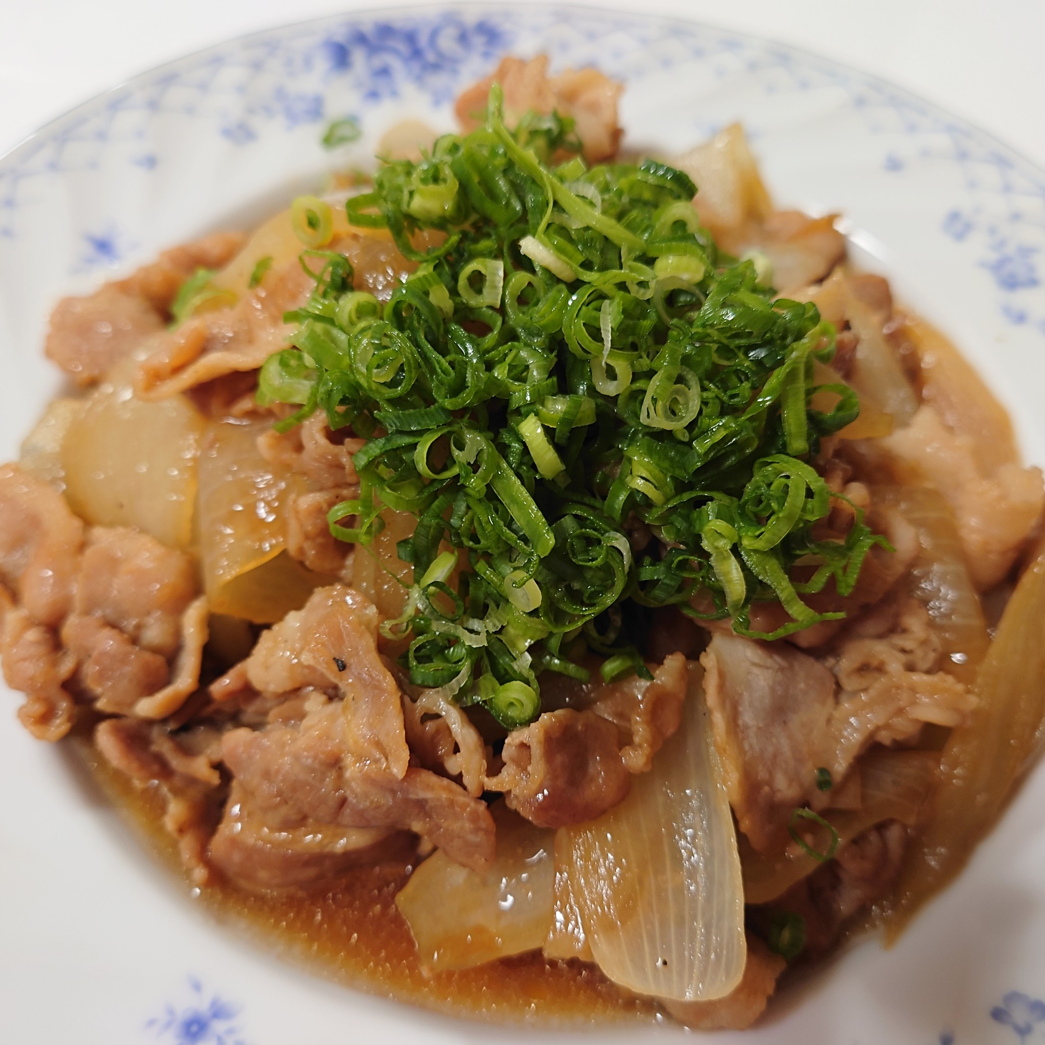 新玉ねぎと豚肉のさっぱりオイポン炒め 10分おかず♡