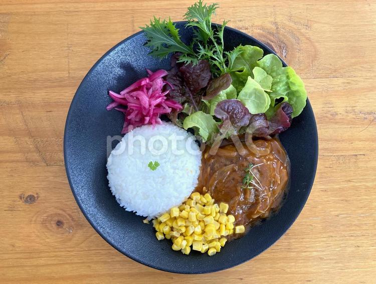 カレー煮込みハンバーグ: home ＆ meal ～ホーム&ミール～