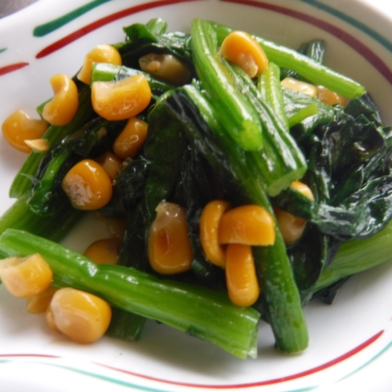 ベビーリーフと温野菜の彩りサラダ