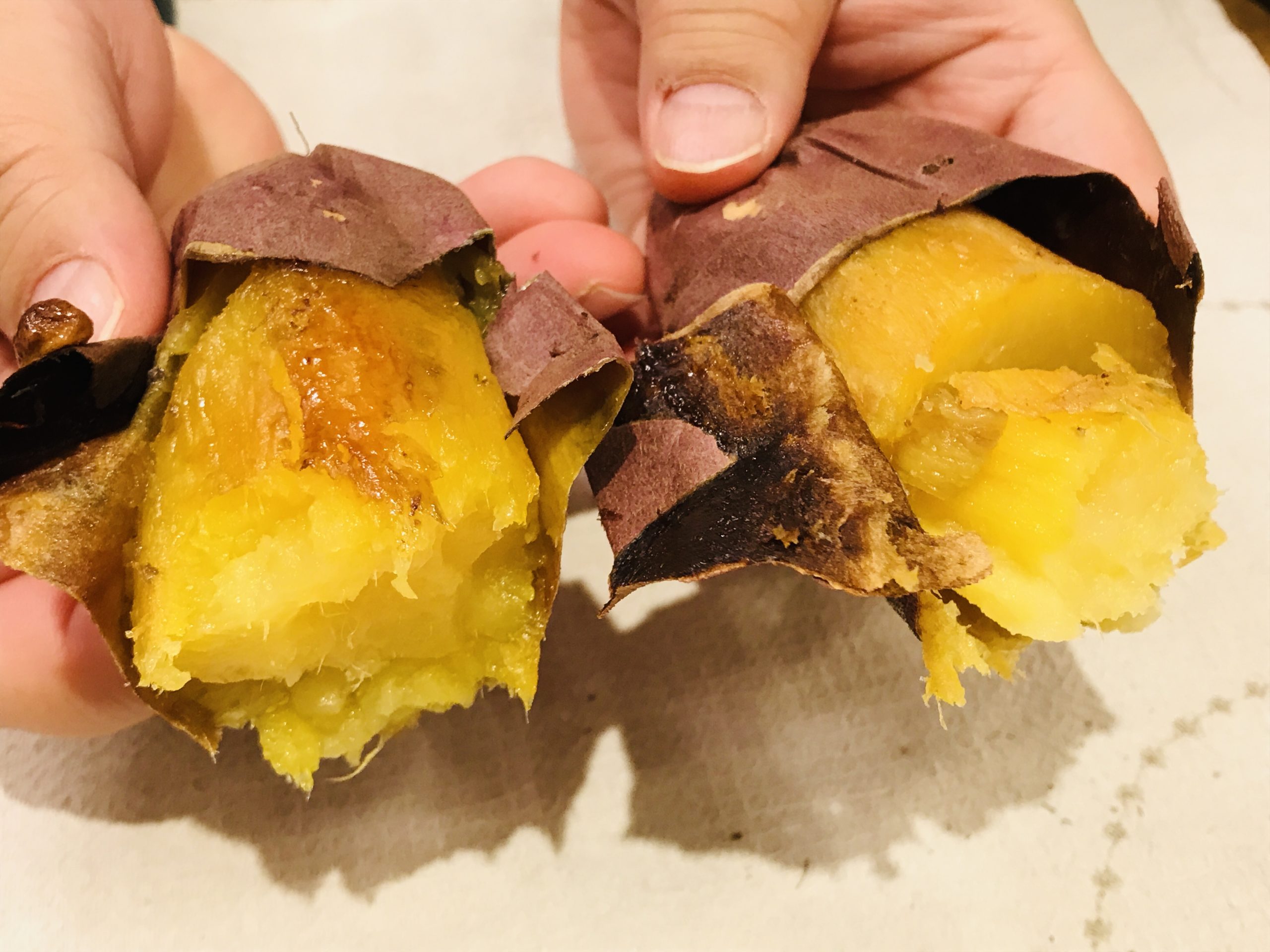 おうちで焼き芋🍠オーブンに任せるだけで濃密しっとりenjoy料理研究家 あやが投稿したフォトブックLemon8