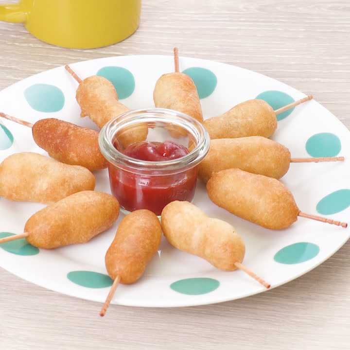 おうちアメリカンドック𖤣𖤥𖠿𖤣𖤥, まぁるく作るコツはね 🤫 ̖́-,先日はアメリカンドックのアンケートに答えていただきありがとうございました！, 「アメリカンドックを作ったことある人」45%,半分くらいの人が経験済み✨, ・だけど！, そのうち「丸くならない」の悩みを持つ方が62%でした😱,続いて、生焼け・15%中身はなにがいいの・14% ,