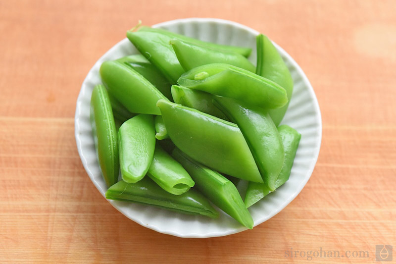 スナップえんどうのゆで方・ゆで時間を紹介！下ごしらえのコツやおすすめレシピもキッコーマンホームクッキング
