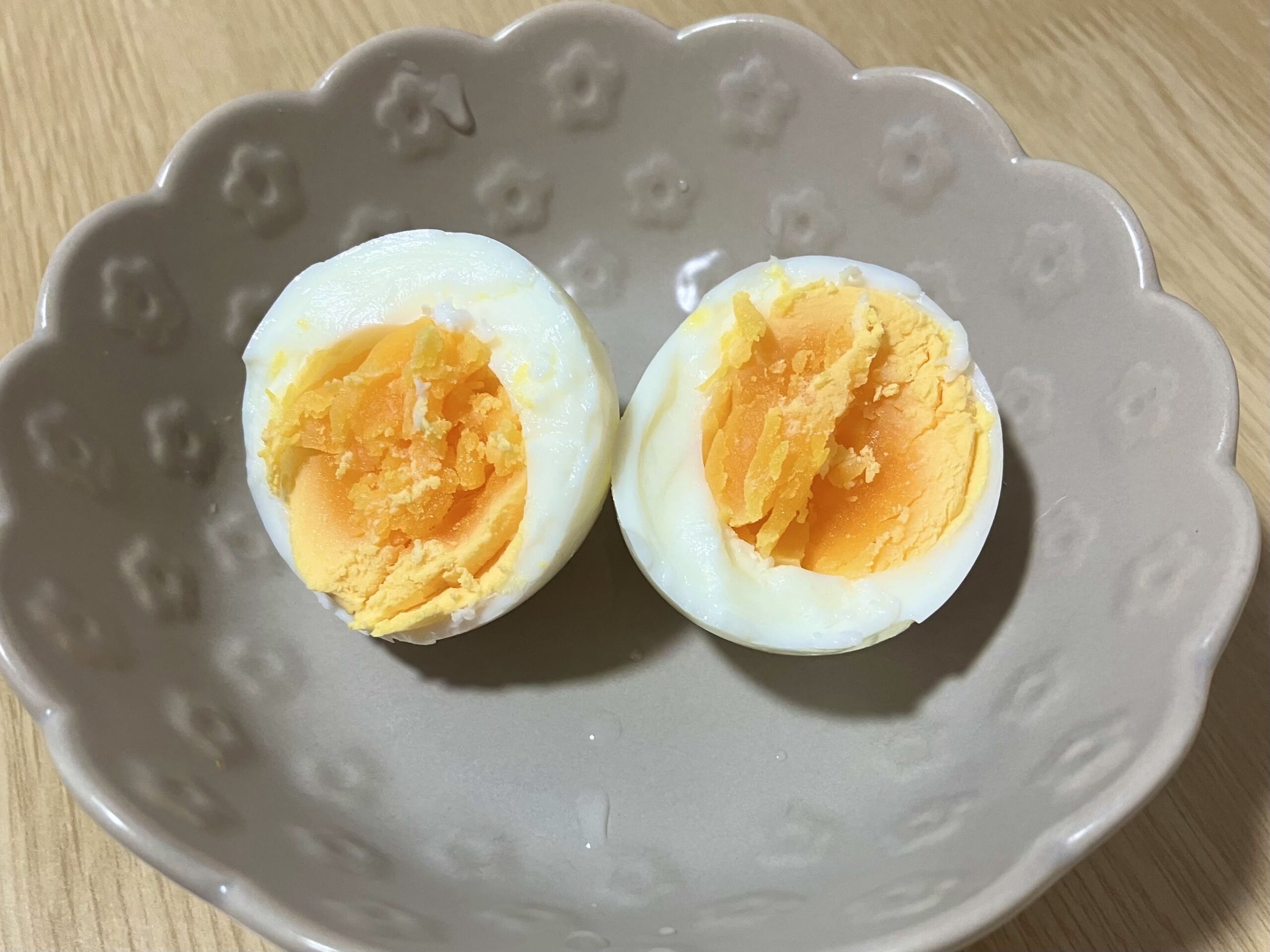 レンジで簡単！はんぺんとカニカマの卵焼き