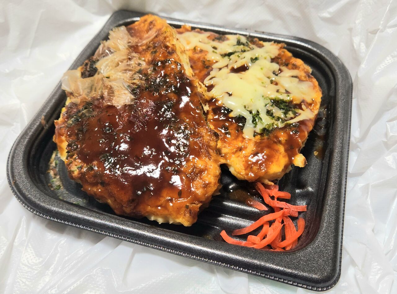 パパッとお手軽おつまみ『目玉焼きde巣ごもりお好み焼き風』のレシピ