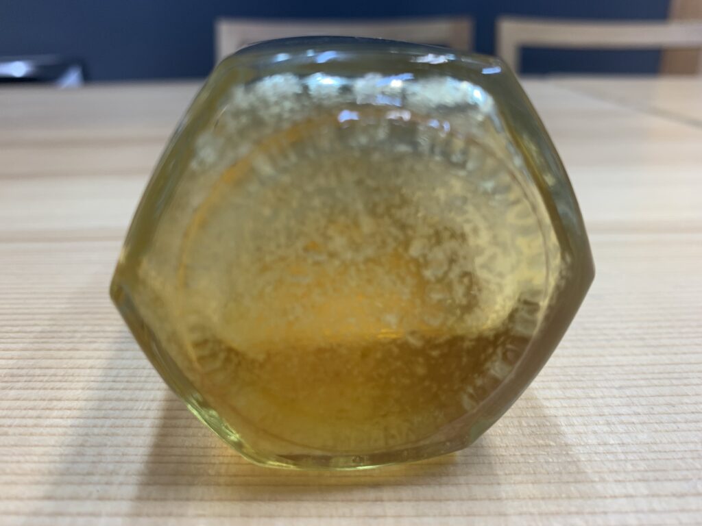 冷凍フランスパンを食べようとしたら、写真のような白い後がありまし- Yahoo!知恵袋