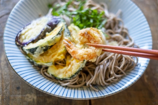 成戸製麺所 手揚げエビ天 天ぷらそば – FROZEN24