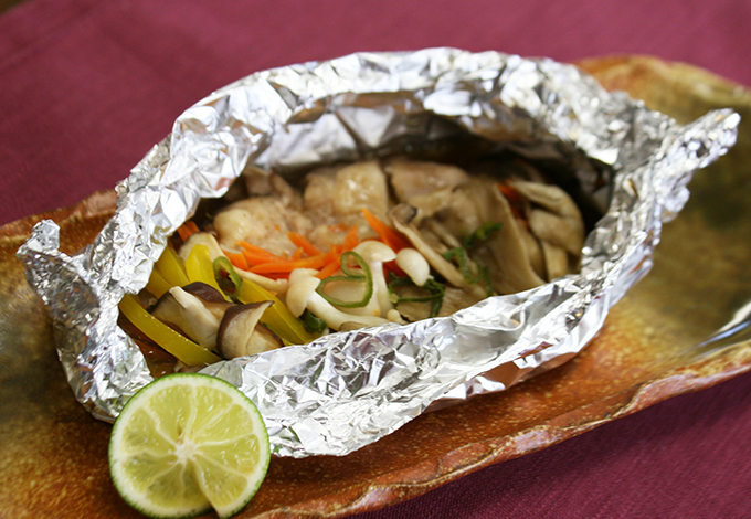 鶏肉ときのこのさっぱりホイル焼き