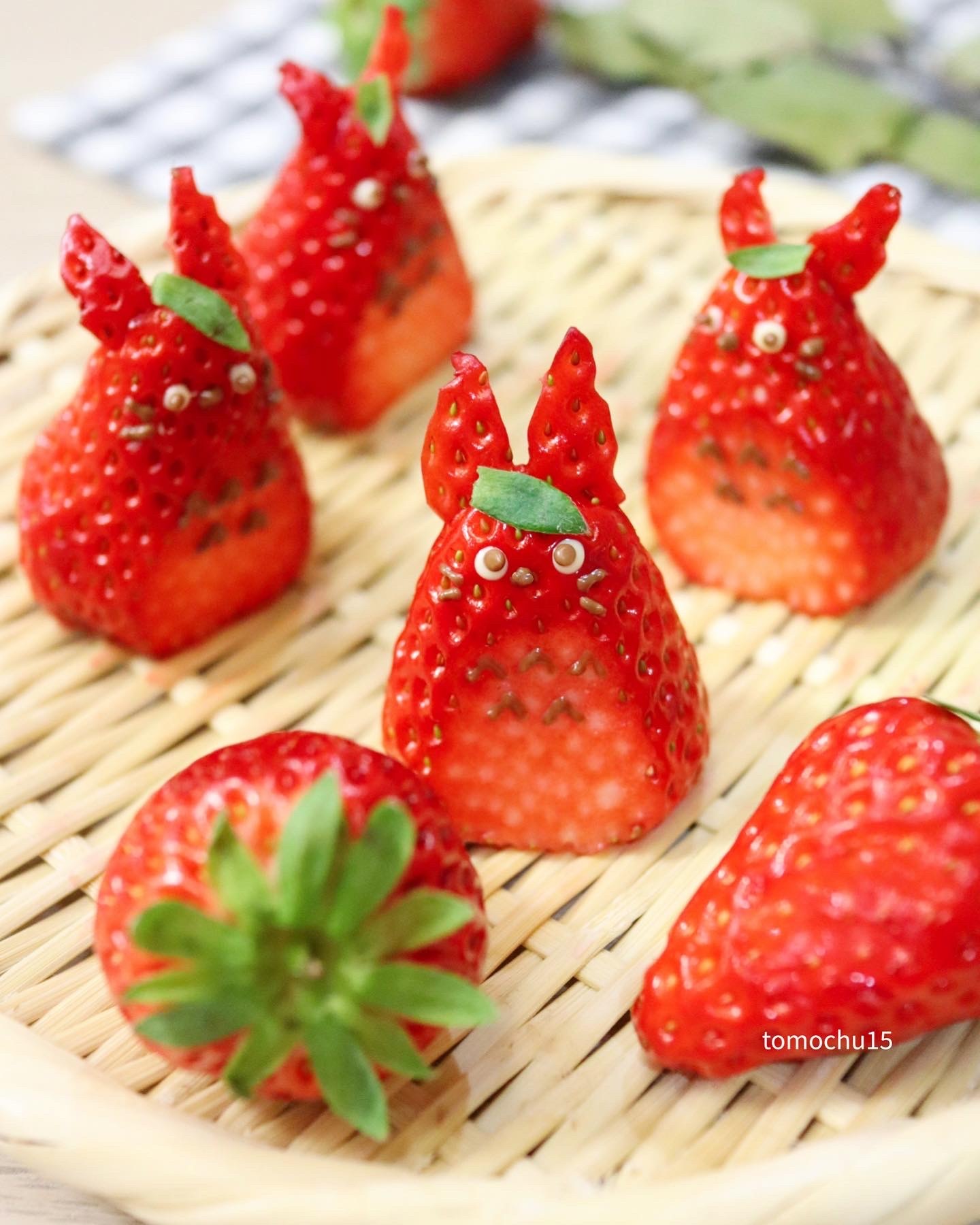 簡単でおしゃれ！いちごの盛り付け方と飾り切り方法 - macaroni