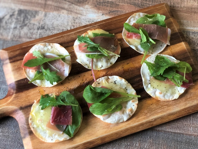 皮はパリッと中身はなめらか！餃子の基本レシピ