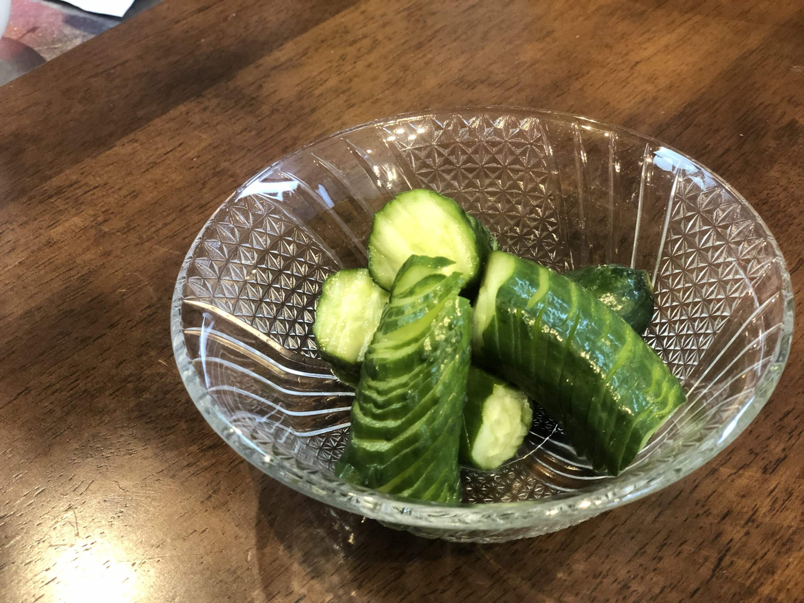 きゅうりは叩くべし！」 栗原はるみさん流 これぞ「黄金比のきゅうり漬け」ポリポリしてたら秒で消費！ヨムーノ