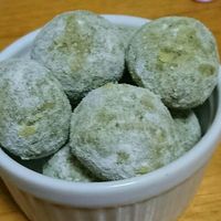 緑色のパッケージお菓子～お菓子パッケージの世界 第20回～お菓子と、わたし