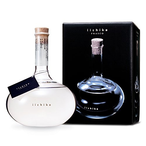 おしゃれ感たっぷりのカウンターで美味しい 豊富な日本酒が30種 が自慢 豊洲市場買付けお刺身備長炭炙り が味わえます。 You can enjoyToyosu Market Sashimi and Bincho Charcoal Roasted, boasting delicious30kinds of rich Japanese sakeat the counter