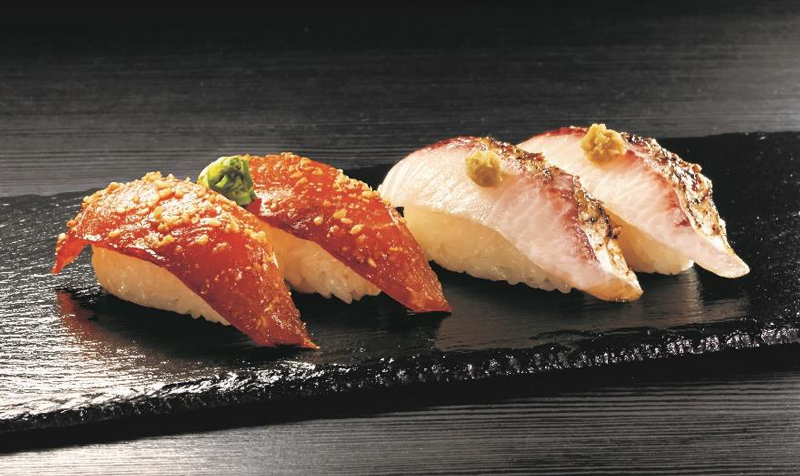 くら寿司「醤油さしペロペロ男」19歳の仲間に「保護観察2年」も待ち受ける民事訴訟、1300万円超請求のケースもSmartFLASH スマフラ 光文社週刊誌