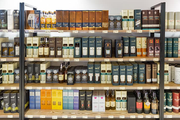 グレンモーレンジィ」の人気シリーズが日本初上陸！ 希少な樽で生産されるシングルモルト・スコッチウイスキーをお見逃しなく