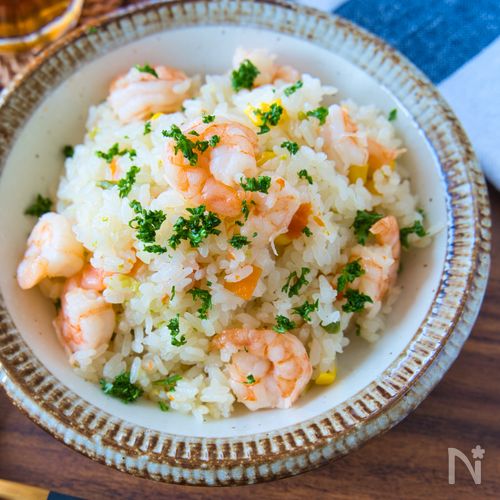 ランチにミックスベジタブルで簡単フライパンピラフ