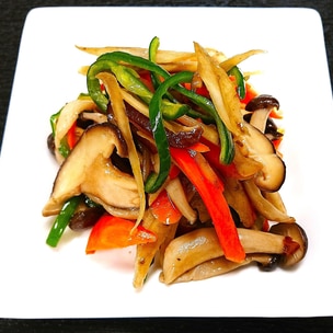 厚揚げ、ちくわ、根菜の煮もの