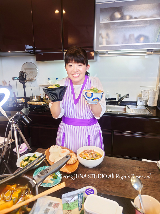 親子丼を冷凍するならこうして！食感が悪くならないおいしい保存方法 - macaroni