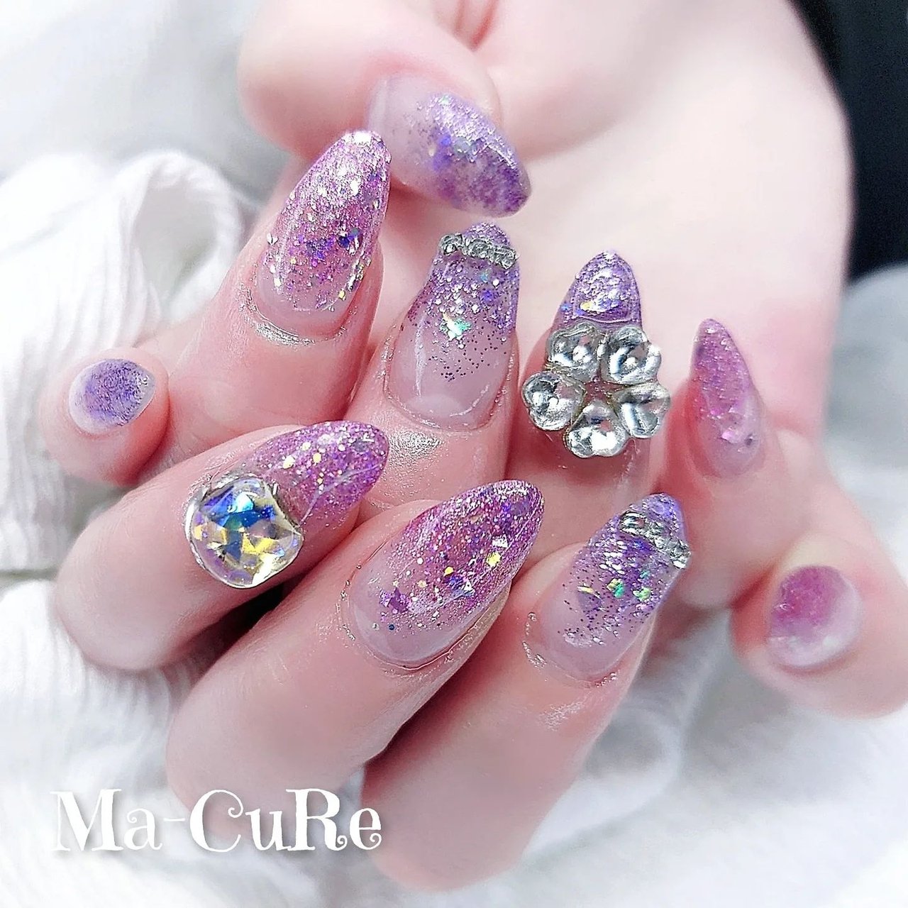 春 夏 秋 冬 ビジュー - かおるのネイルデザイン No.2719983 ネイルブック