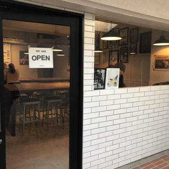 移転 スペリオリティー バーガーSUPERIORITY BURGER- 明治神宮前 ハンバーガー食べログ