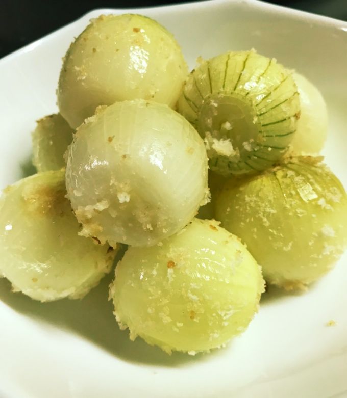 レンジで丸ごと新玉ねぎのバタぽん