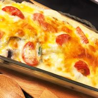 牛乳無しでもおいしい～エビのホワイトソースグラタン