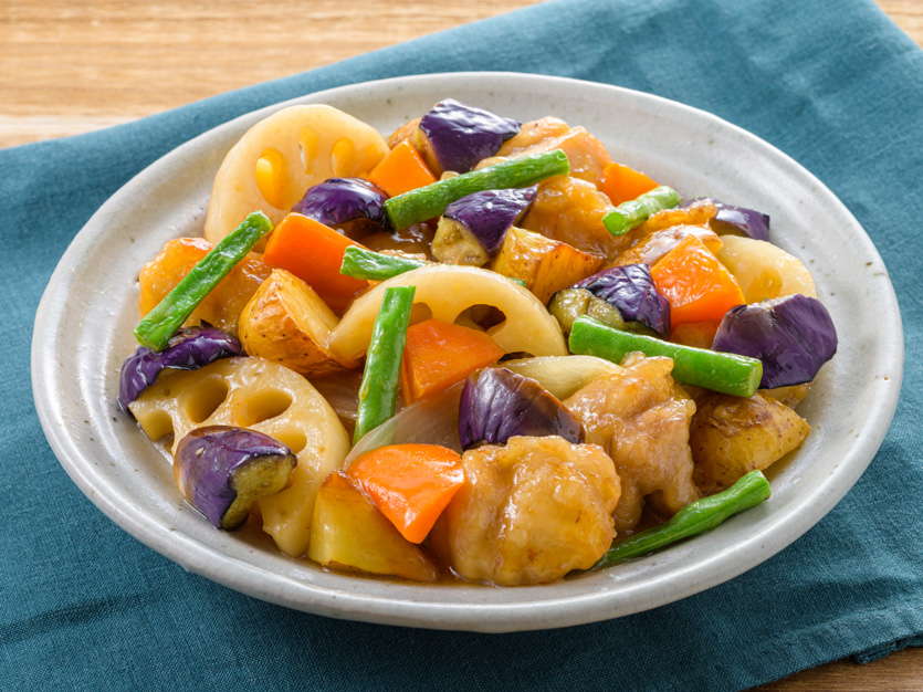 鶏と根菜の煮物 ただただ美味しく食べたい。味しみ和食♡