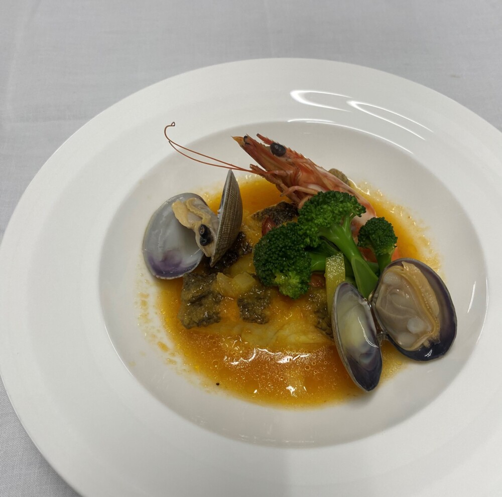 八戸ブイヤベース料理道場レシピ集八戸のうまいもんがみんな揃う！The市場！八食センタ