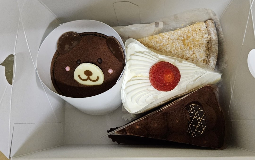 おでかけ汽車ロール 1,800円シャトレーゼ越谷市増森 ましもり のやまたけちゃんのブログ - 楽天ブログ