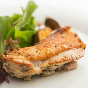 骨つきもも肉のローストチキン