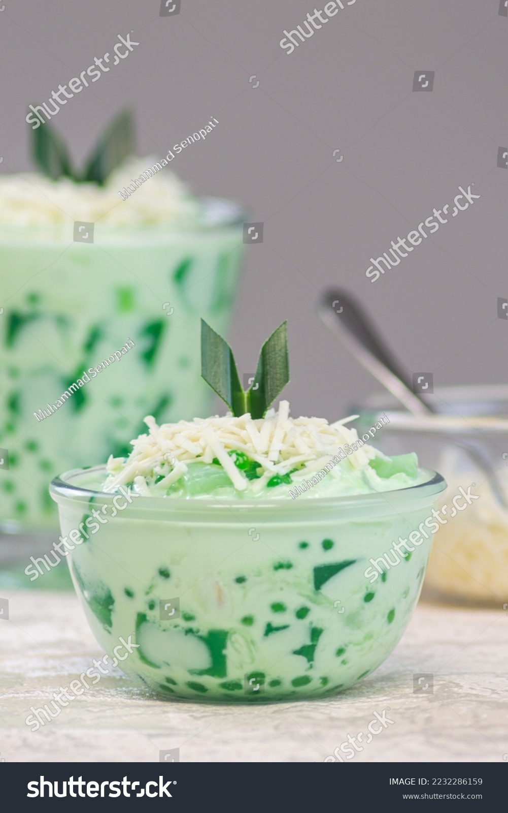 クチンタ ブコパンダン マニラ男Snapdish スナップディッシュID:z4er1a