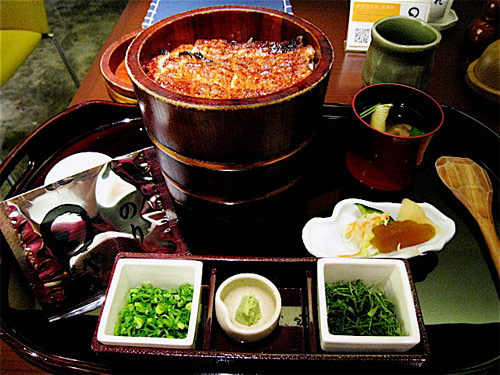 名古屋うまいもん通りのひつまぶし料理店 まるや本店 JR名古屋駅店