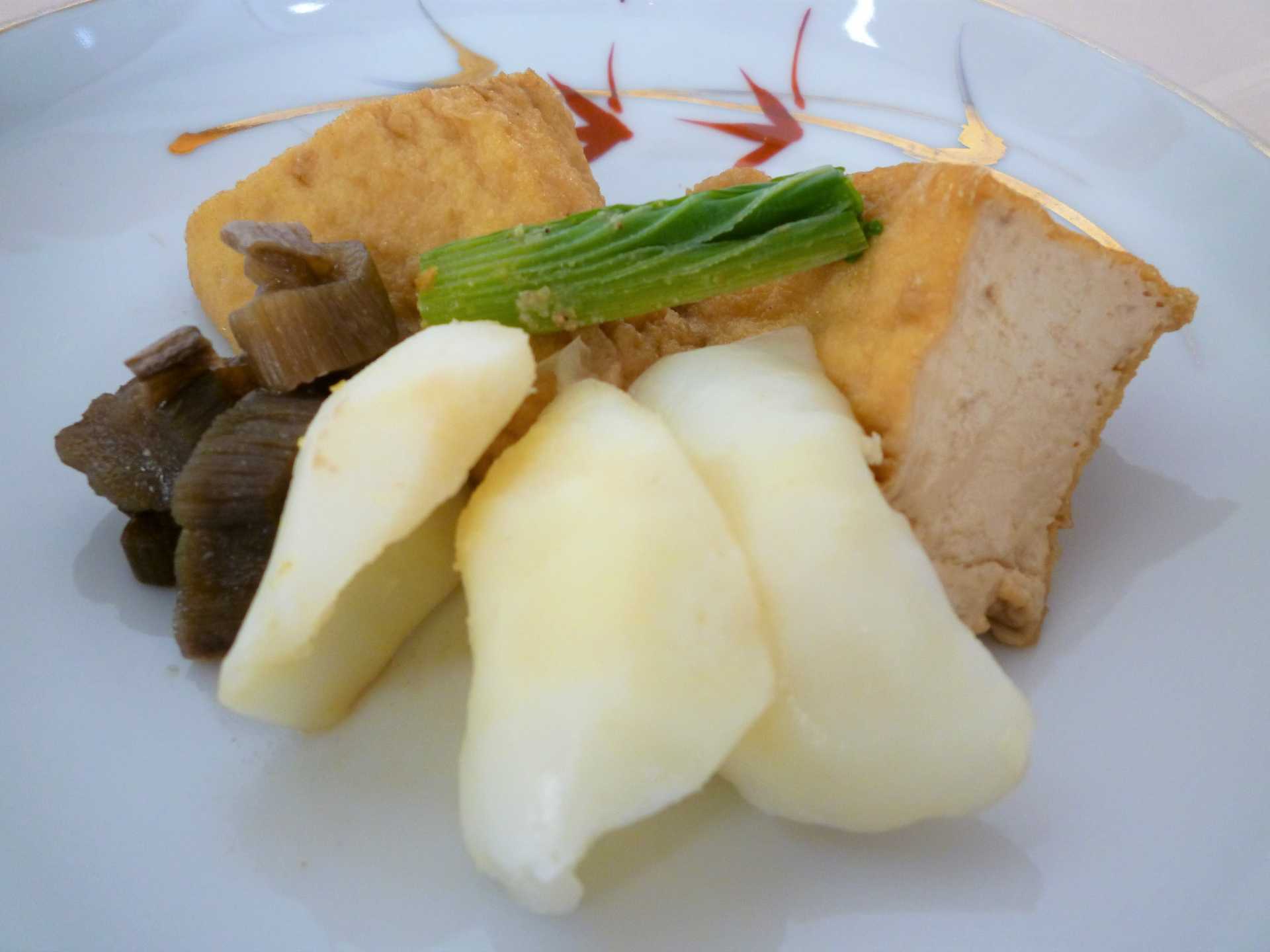 林さんが提供した「帆立 ほたて とゆり根真蒸 しんじょ の煮物椀」 - 函館経済新聞