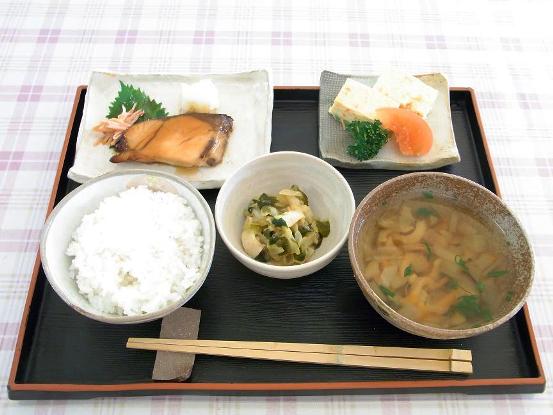 はまちの照り焼き♪ - 冷凍作り置きレシピとワンプレート夜ご飯献立