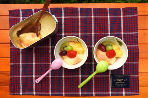 『固形燃料1個でロコモコ丼』, YouTube内でも紹介していますが先週のキャンプ朝ごはんはメスティン革命でロコモコ丼🍳レタスを忘れて地味な仕上がりになりましたが、セブンのチーズハンバーグが美味しくて結果的には満足🤩,キムコのコンビニアレンジtrangia トランギア メスティン 山ごはん キャンプ飯 ギアスト campzine掲載希望 ソトレシピ