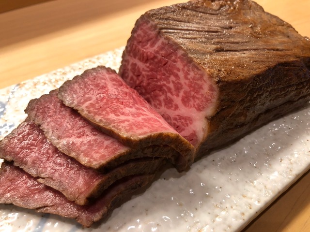 楽天市場ふるさと納税 飛騨牛 希少部位 イチボ・トモサンカク 焼肉 計500g 焼き肉 BBQ 国産牛 国産 牛肉 肉 厳選 熟成 贈答用 肉の沖村Q2279: 岐阜県飛騨市