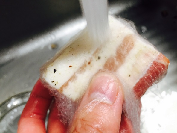 冷蔵庫に常備する豚ばら肉の塩漬け Salted pork belly to keep in the fridgeKusamakura