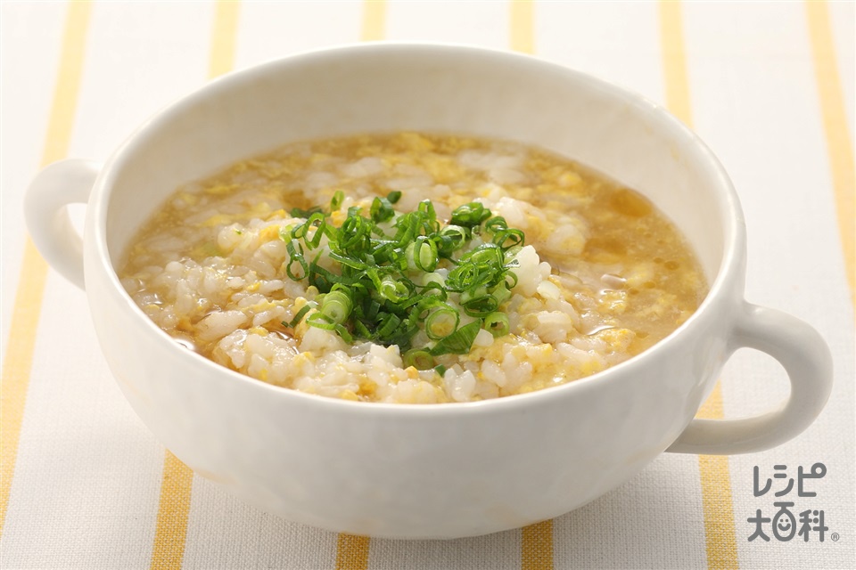 中華風でうまみたっぷり「鶏粥 とりがゆ 」レシピ。七草粥にもおすすめ！三越伊勢丹の食メディアFOODIE フーディー