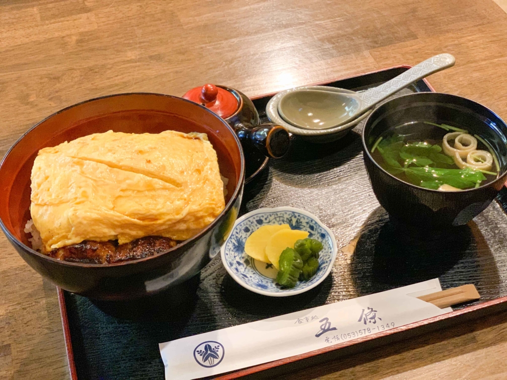 うなぎとだし巻き卵でうな丼☆節約うな丼